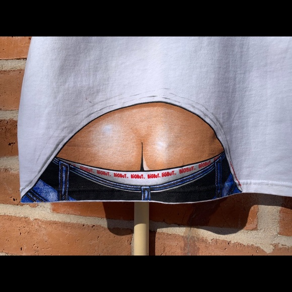 Vintage gildan tee - Picture 5 of 7